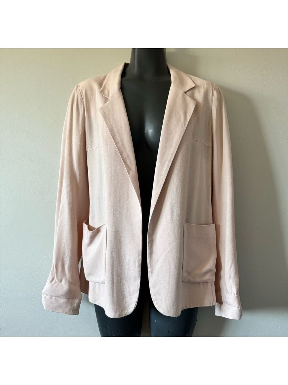 Aritzia x Talula Kent Blazer iBlazer Relaxed Fit Notched Lapels size 4